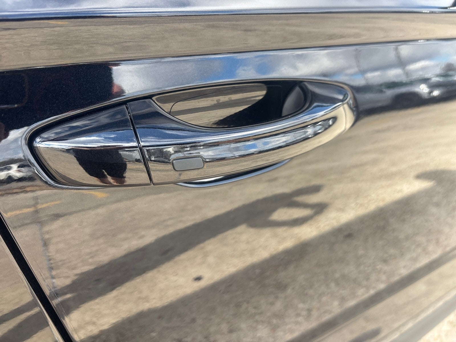 2026 Volkswagen Taos SE Black