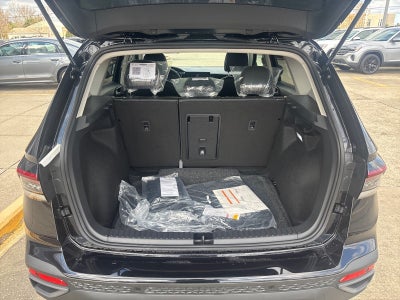 2026 Volkswagen Taos SE Black