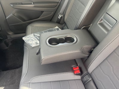 2026 Volkswagen Taos SE Black