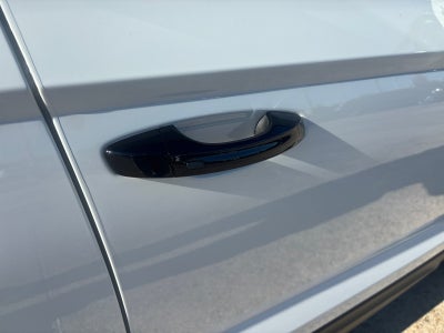 2027 Volkswagen Taos SE Black