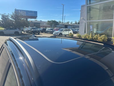 2027 Volkswagen Taos SE Black