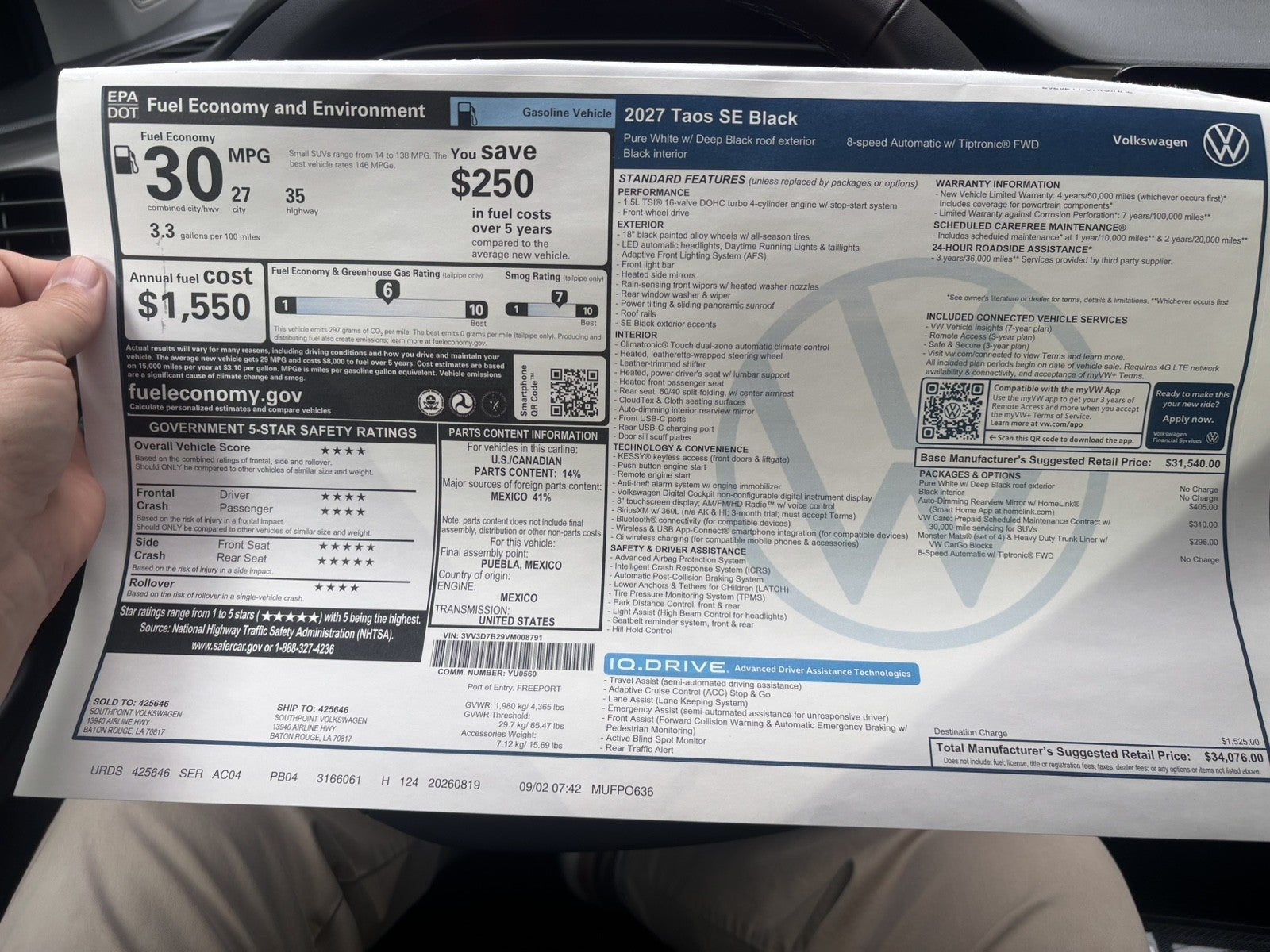2027 Volkswagen Taos SE Black