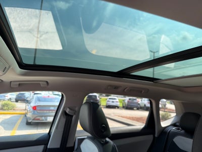 2025 Volkswagen Taos SEL