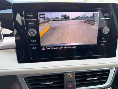2025 Volkswagen Taos SEL