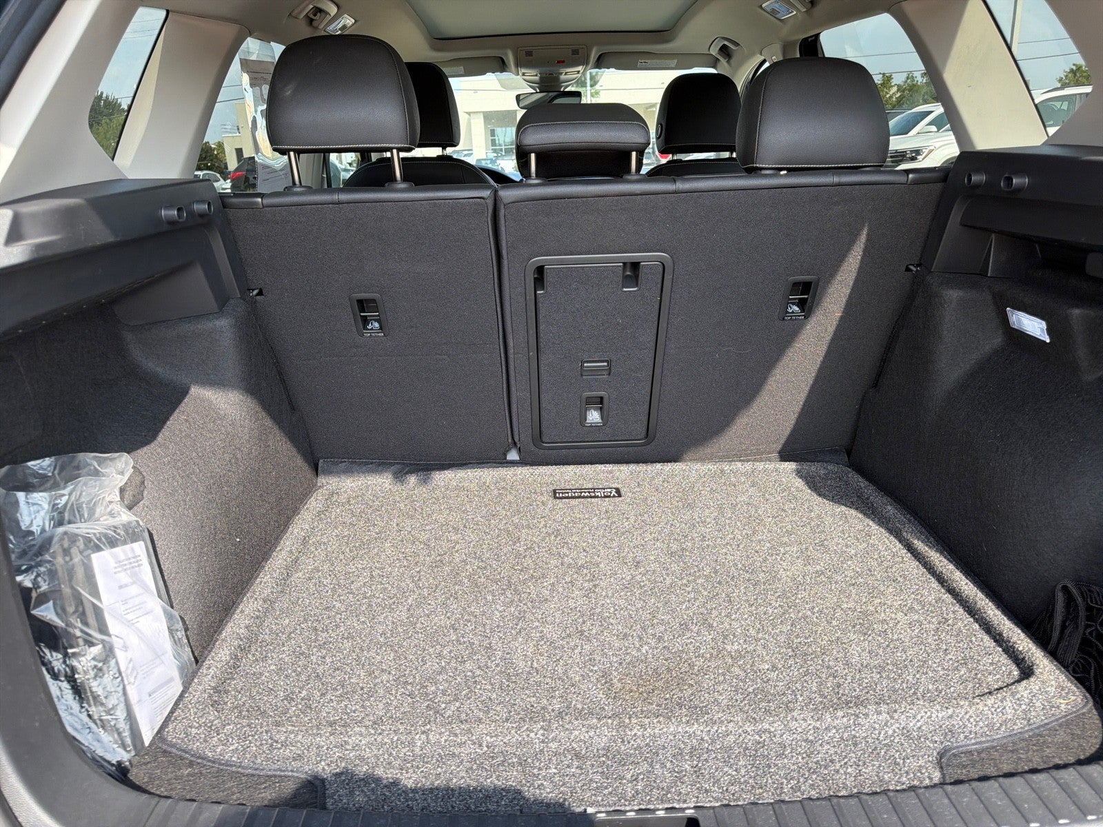 2025 Volkswagen Taos SEL