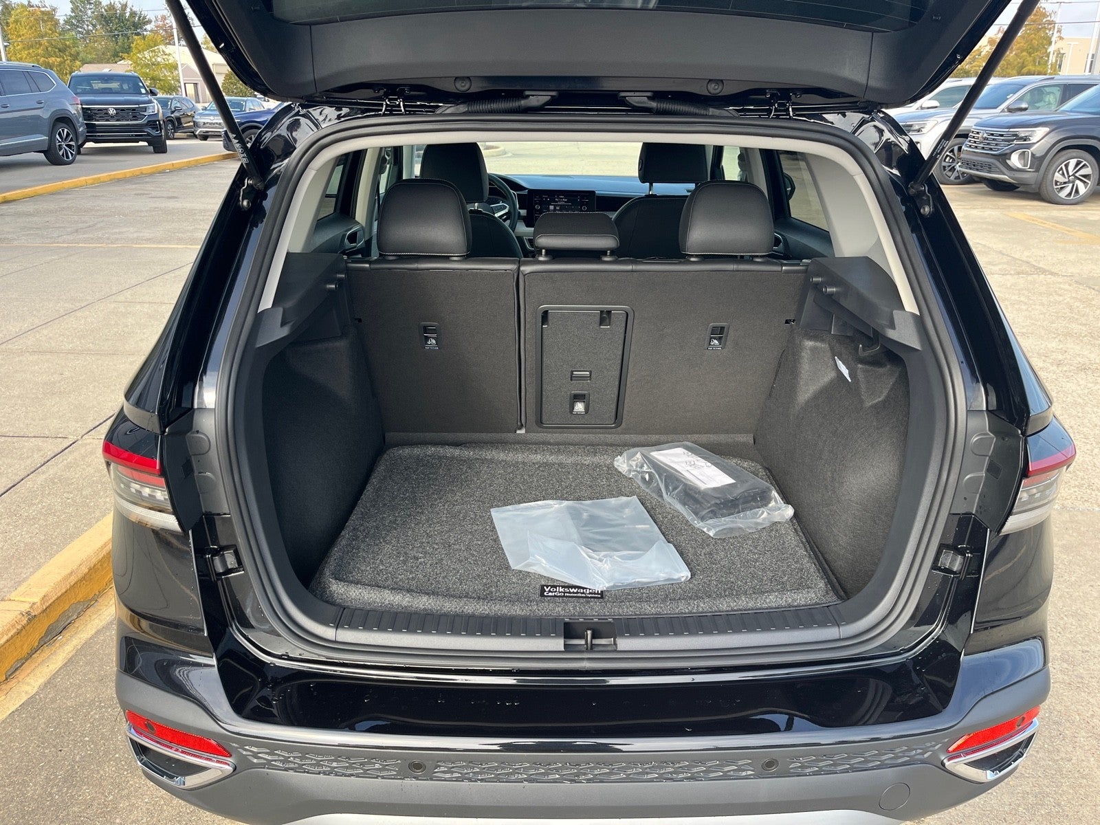 2026 Volkswagen Taos SEL