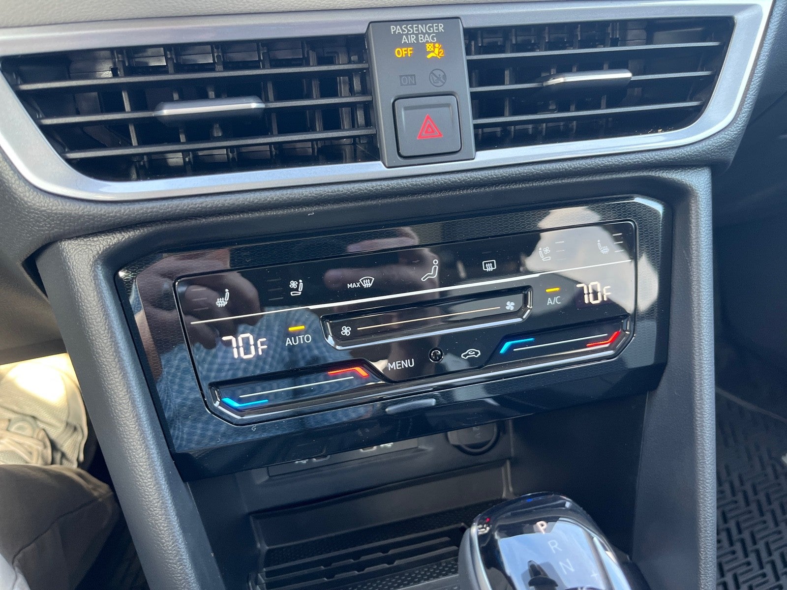 2026 Volkswagen Taos SEL