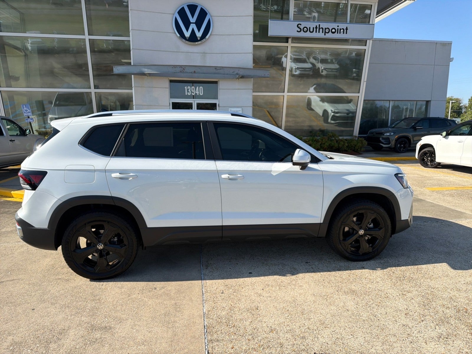 2025 Volkswagen Taos
