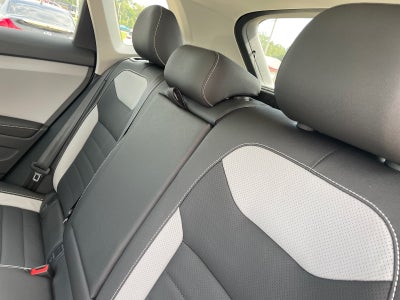 2024 Volkswagen Taos SEL