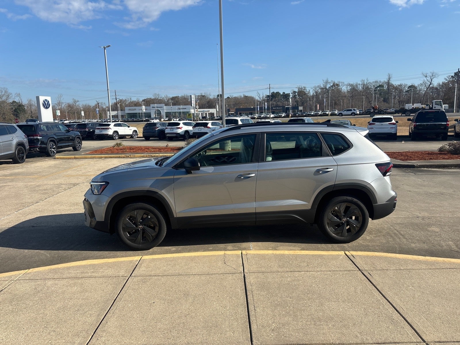 2026 Volkswagen Taos S