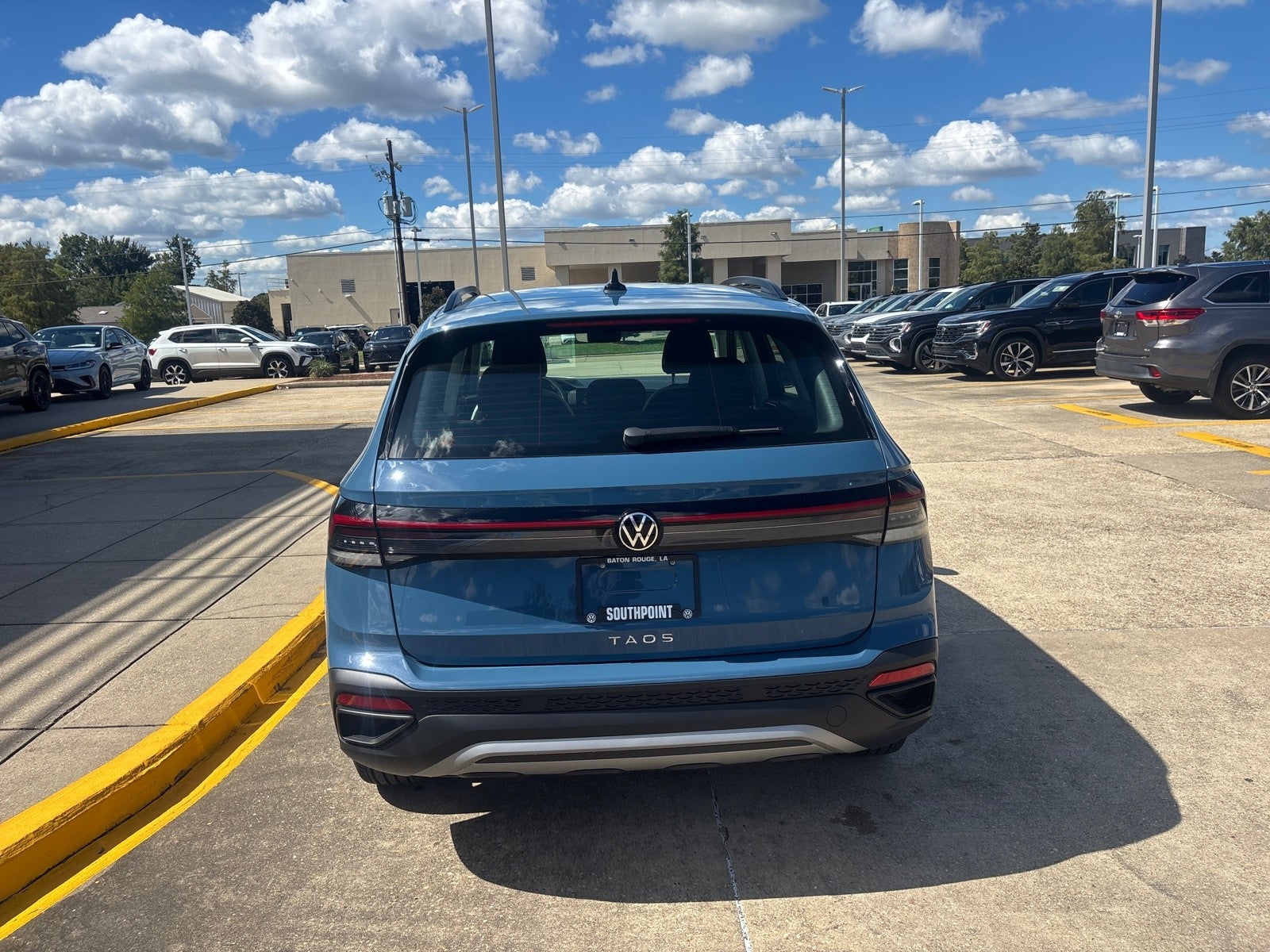 2027 Volkswagen Taos S