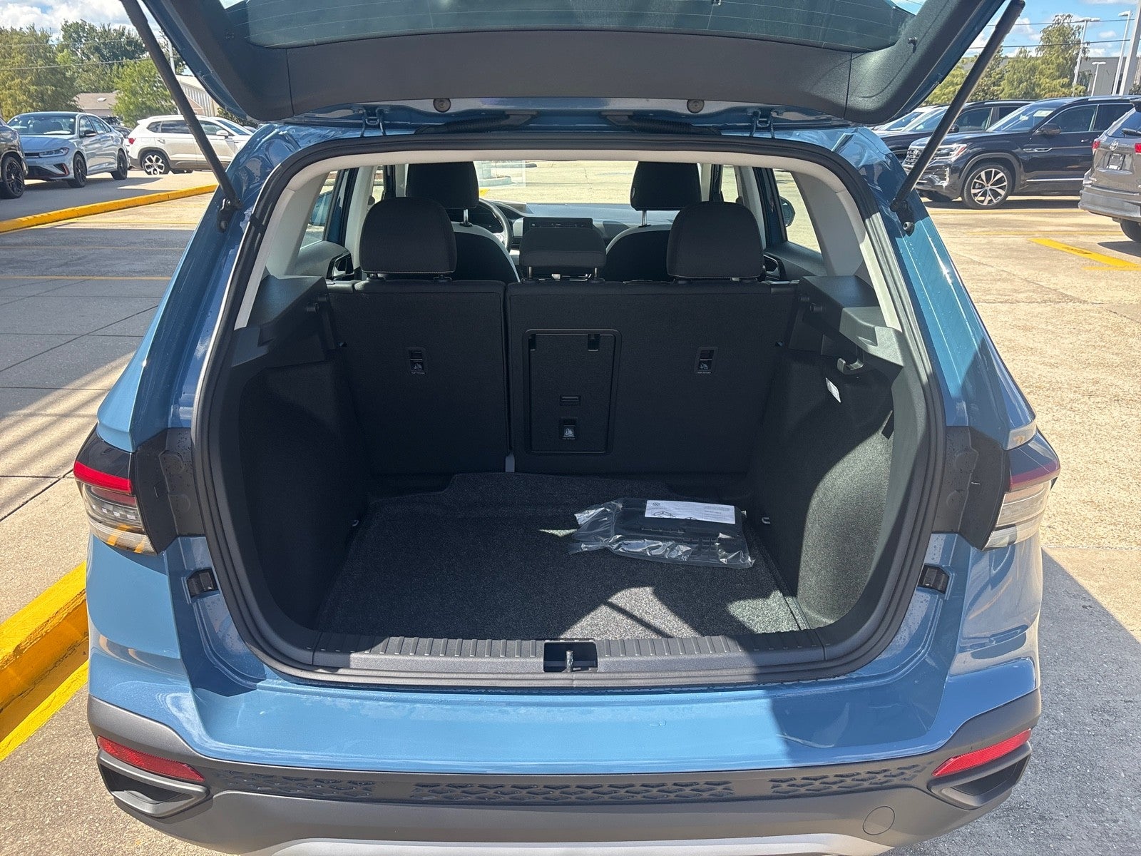 2027 Volkswagen Taos S