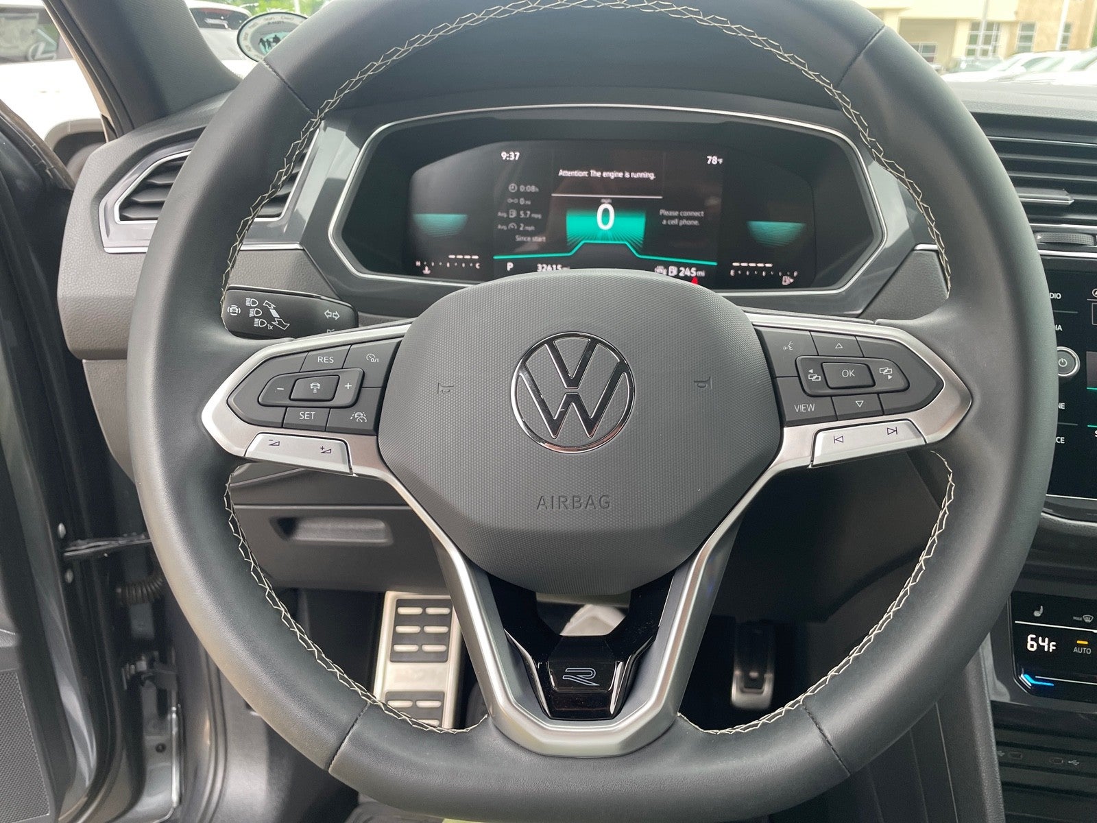 2023 Volkswagen Tiguan SE R-Line Black