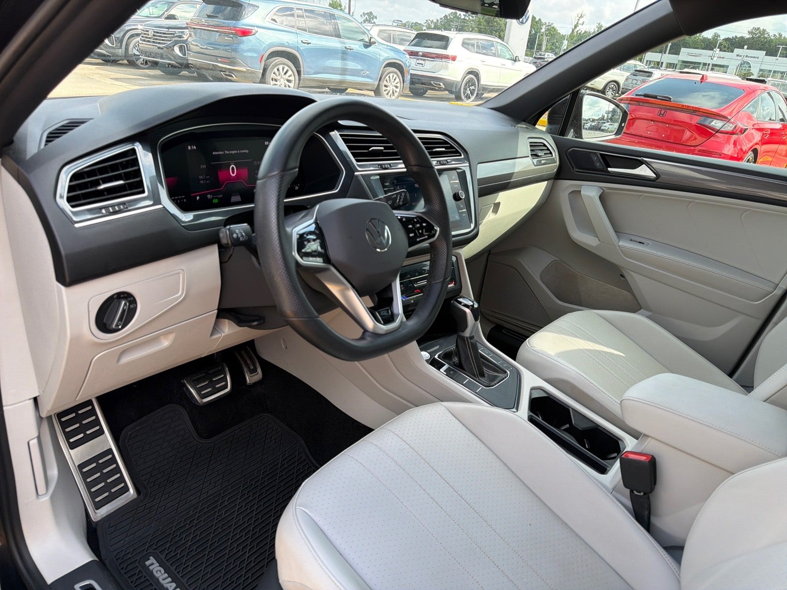2024 Volkswagen Tiguan SE R-Line Black