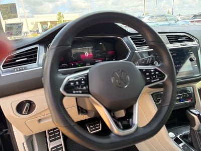 2024 Volkswagen Tiguan SE R-Line Black