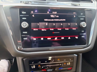 2022 Volkswagen Tiguan SE R-Line Black