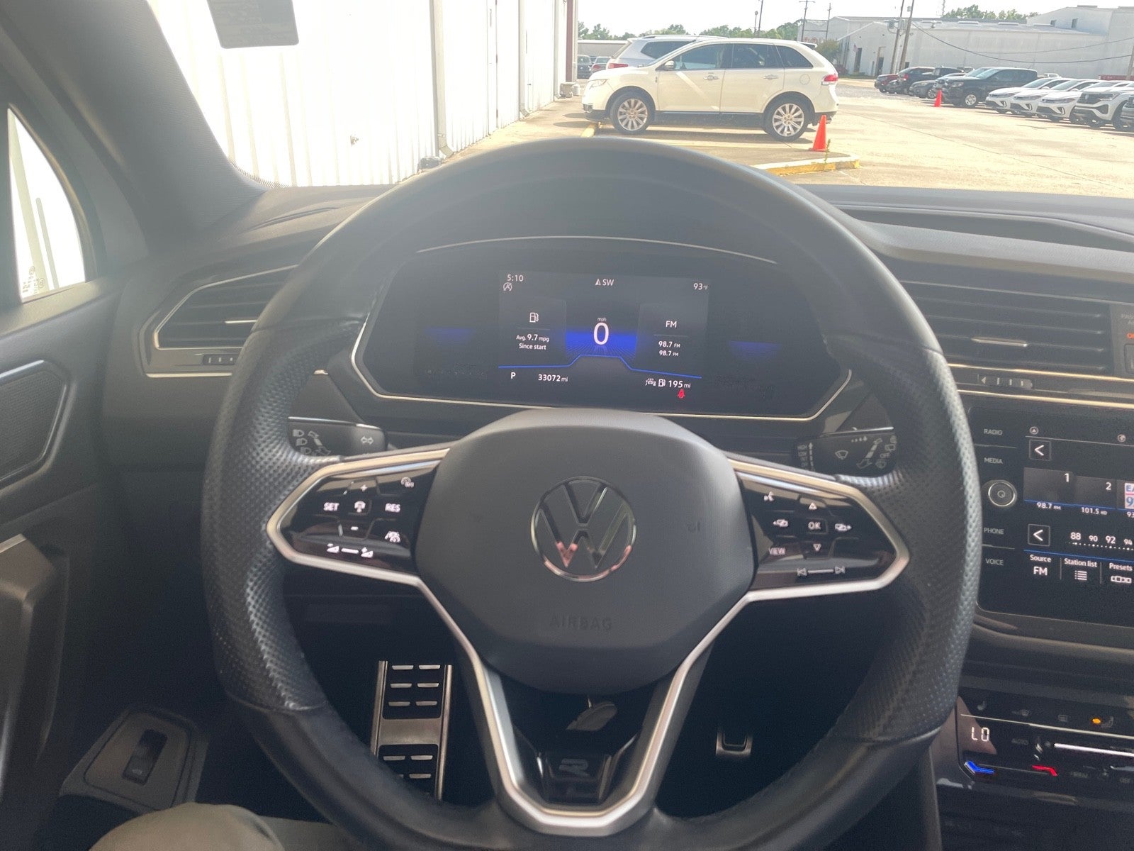 2022 Volkswagen Tiguan SE R-Line Black