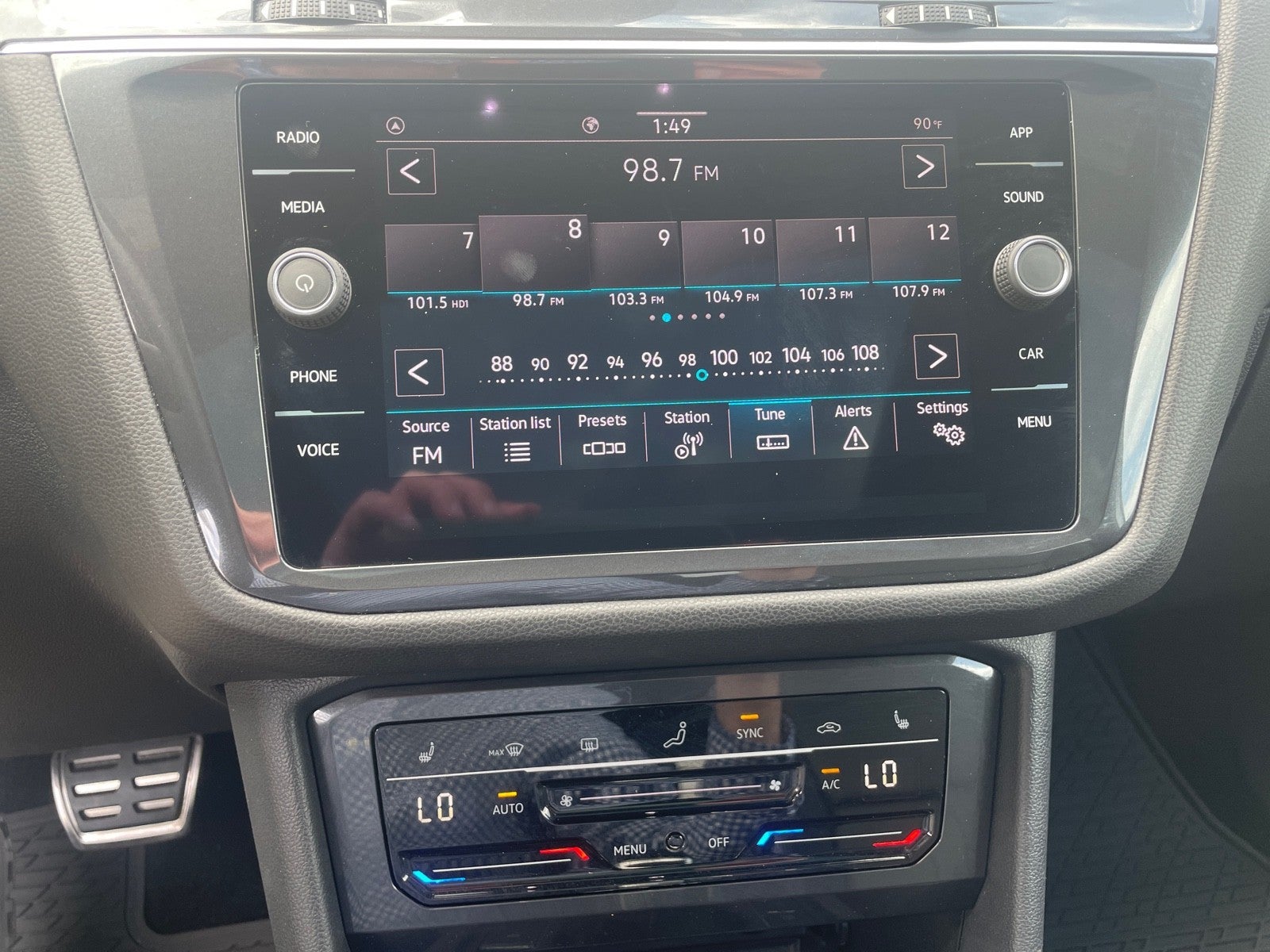 2023 Volkswagen Tiguan SE R-Line Black