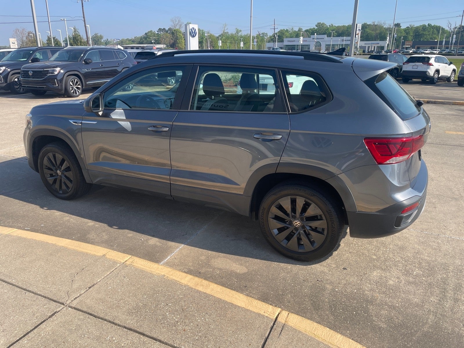 2022 Volkswagen Taos S