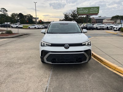 2025 Volkswagen Taos SE