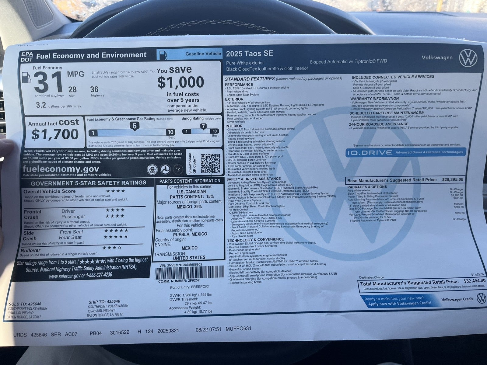 2025 Volkswagen Taos SE