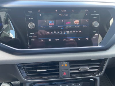 2023 Volkswagen Taos SE