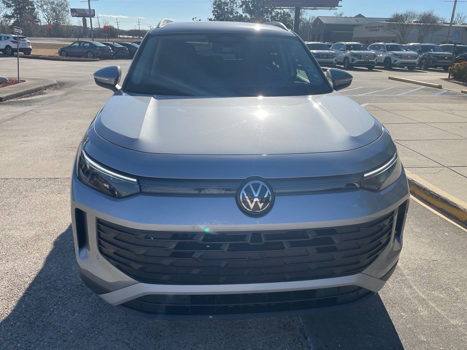 2025 Volkswagen Tiguan SE