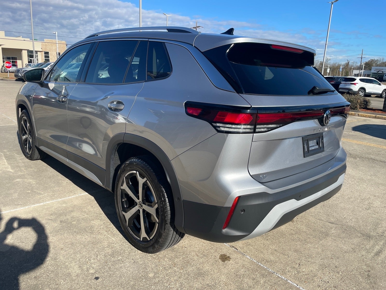 2025 Volkswagen Tiguan SE