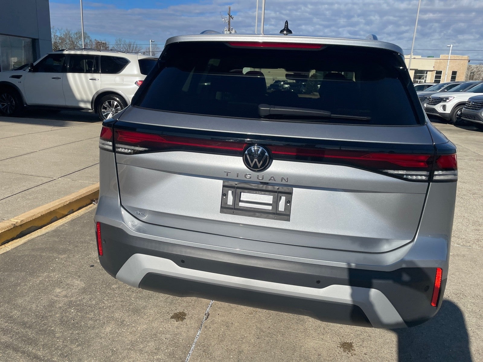 2025 Volkswagen Tiguan SE