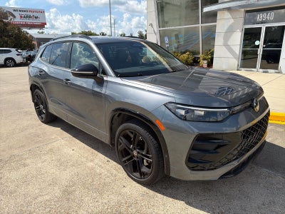 2025 Volkswagen Tiguan SE R-Line Black