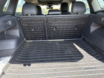 2025 Volkswagen Tiguan SE R-Line Black