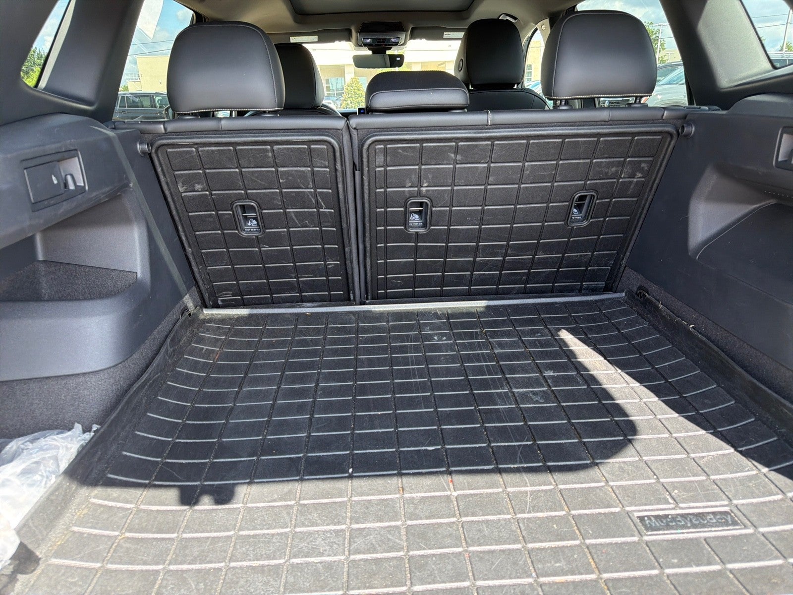 2025 Volkswagen Tiguan SE R-Line Black