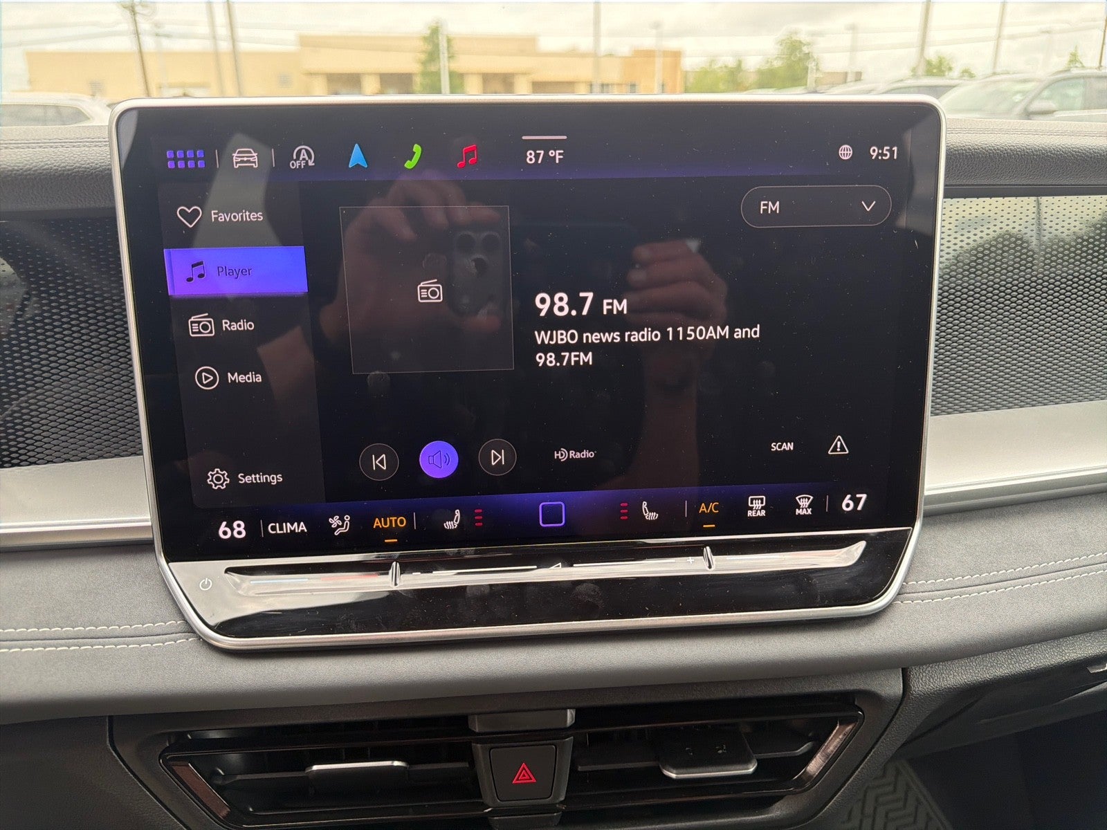 2025 Volkswagen Tiguan SE R-Line Black