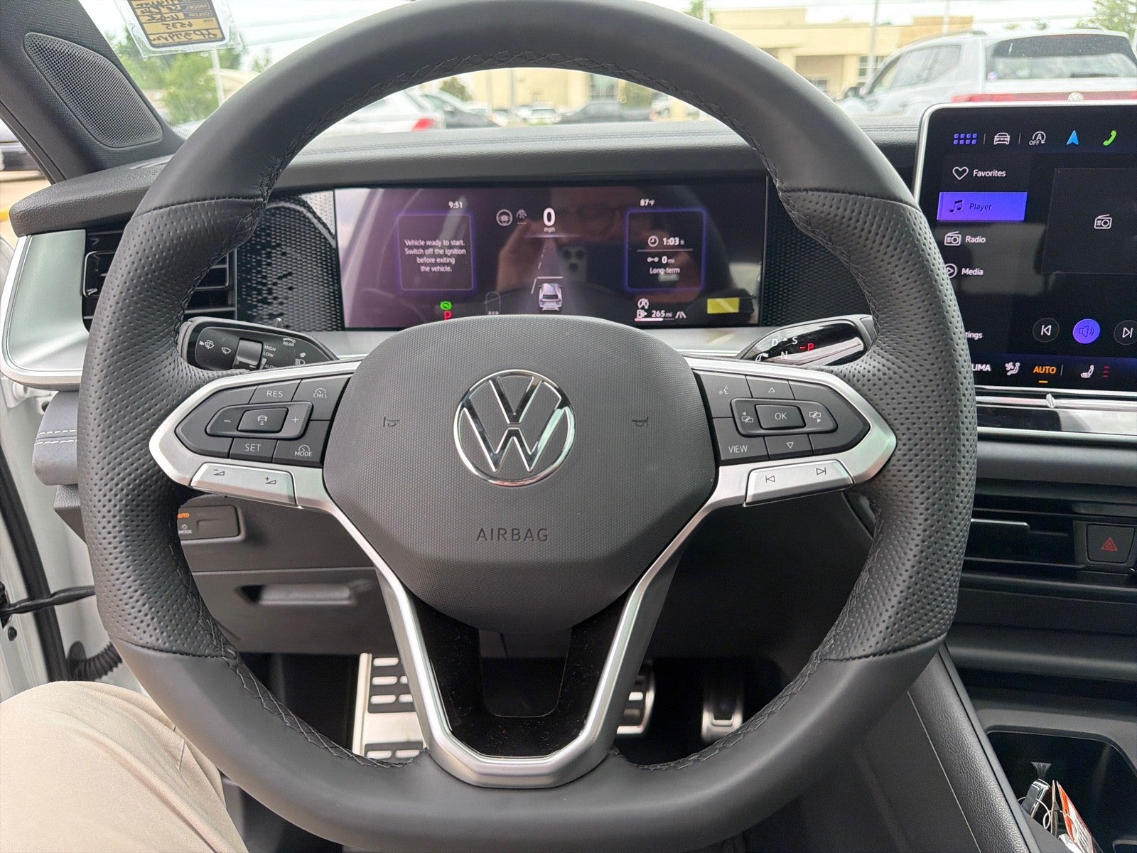2025 Volkswagen Tiguan SE R-Line Black