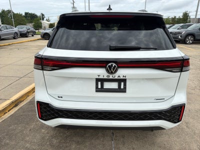 2025 Volkswagen Tiguan SE R-Line Black