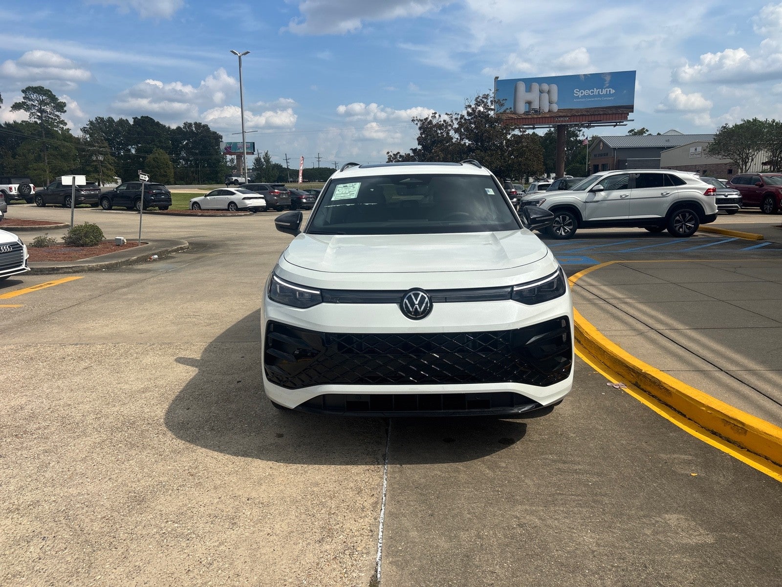 2026 Volkswagen Tiguan SE R-Line Black