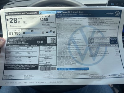 2026 Volkswagen Tiguan SE R-Line Black