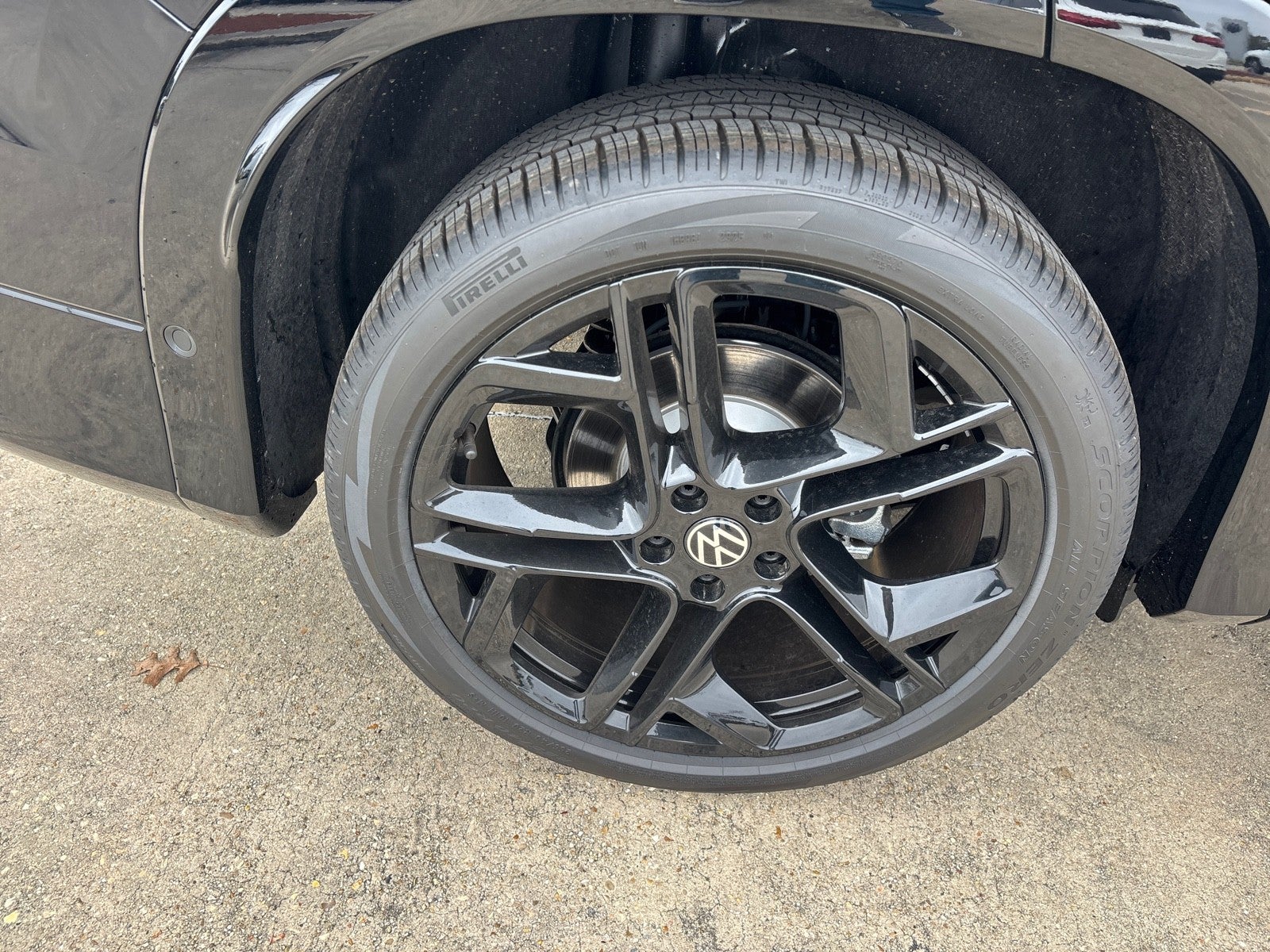 2026 Volkswagen Tiguan SE R-Line Black