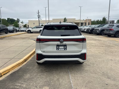 2026 Volkswagen Tiguan SE R-Line Black