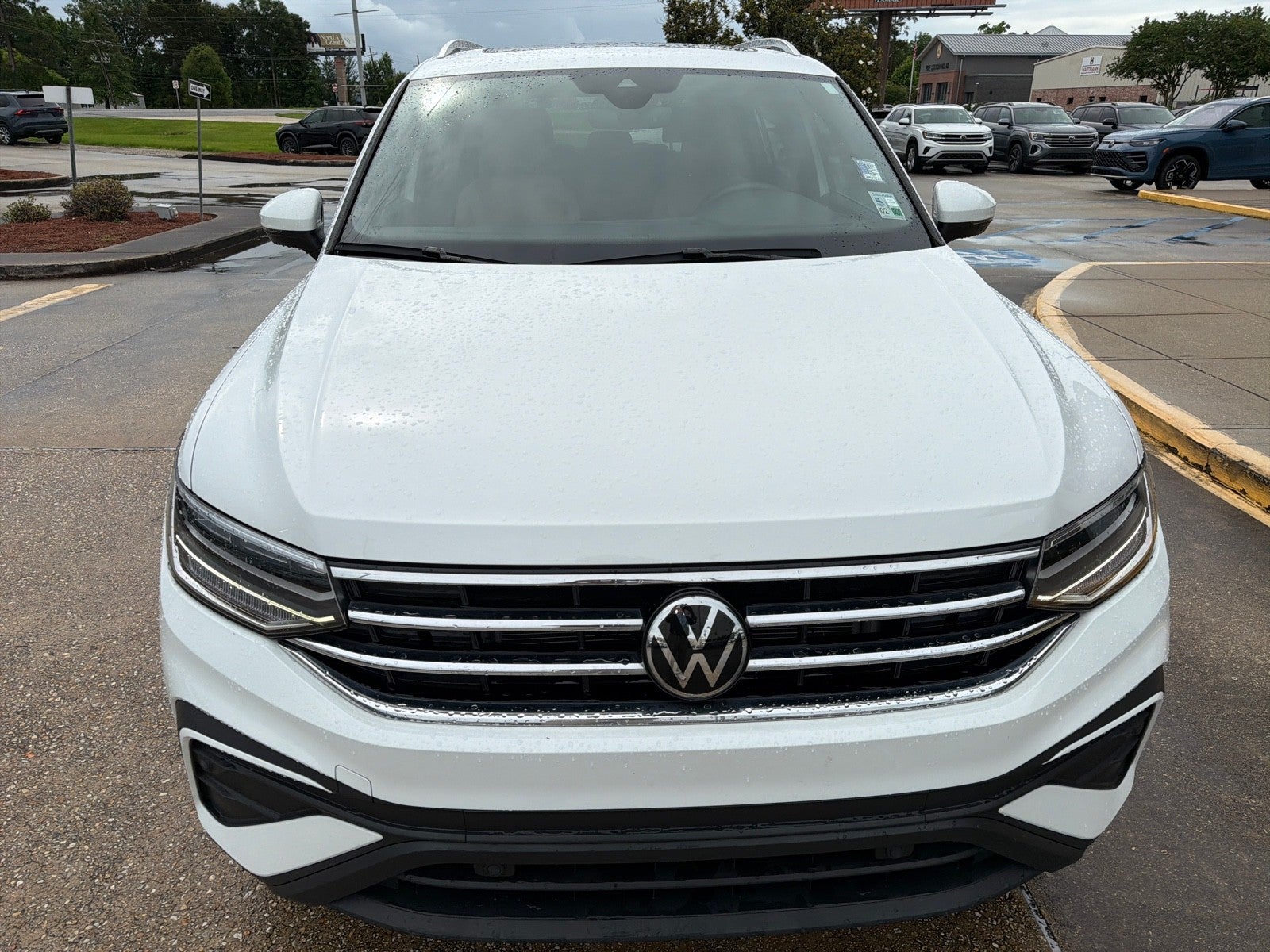 2024 Volkswagen Tiguan SE