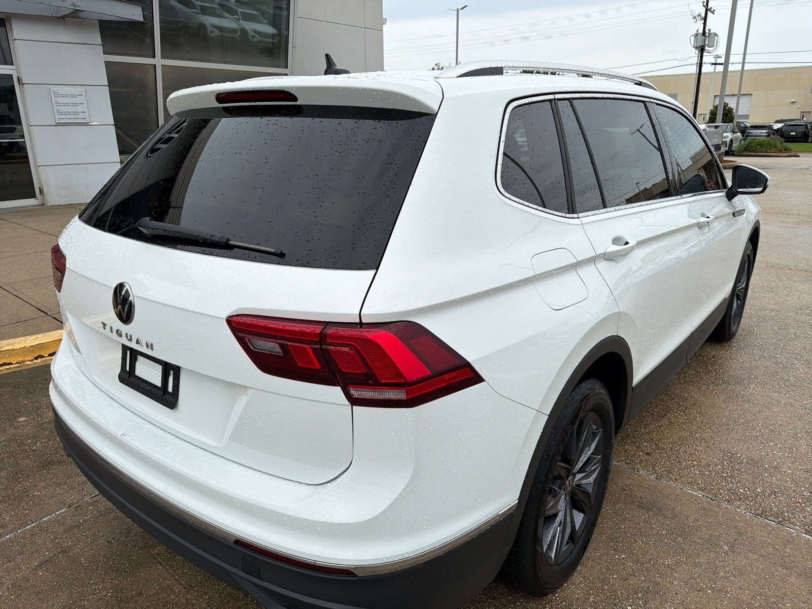 2024 Volkswagen Tiguan SE