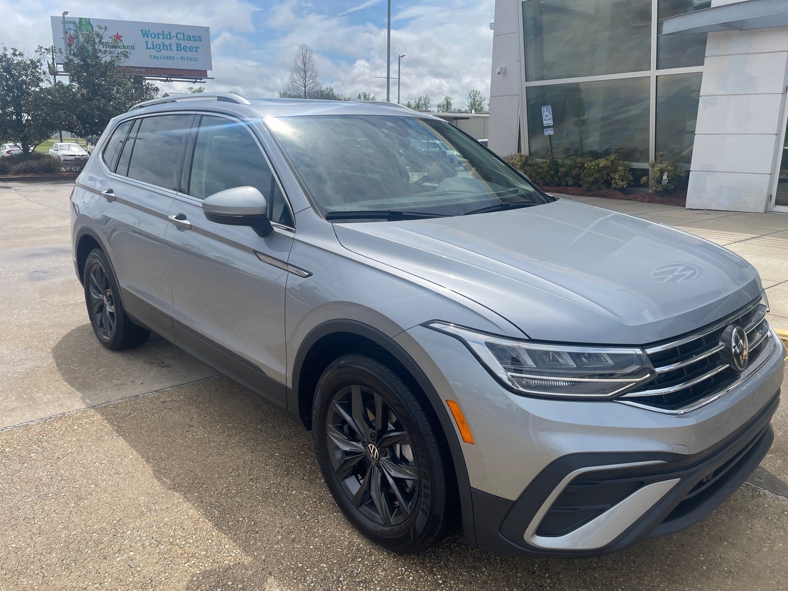 2024 Volkswagen Tiguan SE
