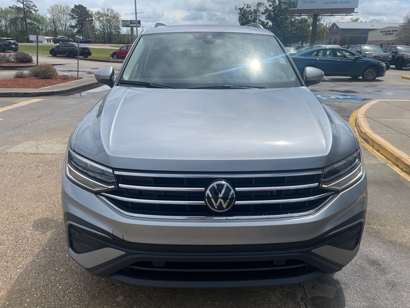 2024 Volkswagen Tiguan SE