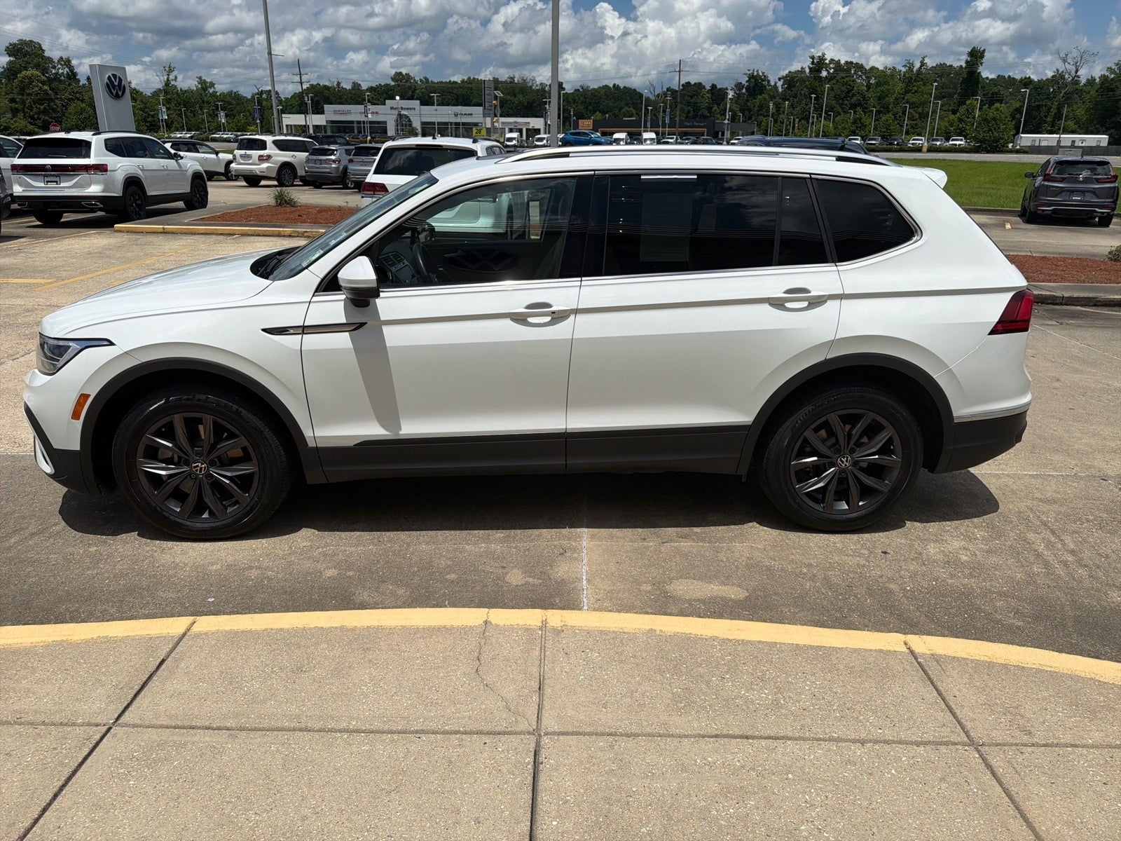 2024 Volkswagen Tiguan SE