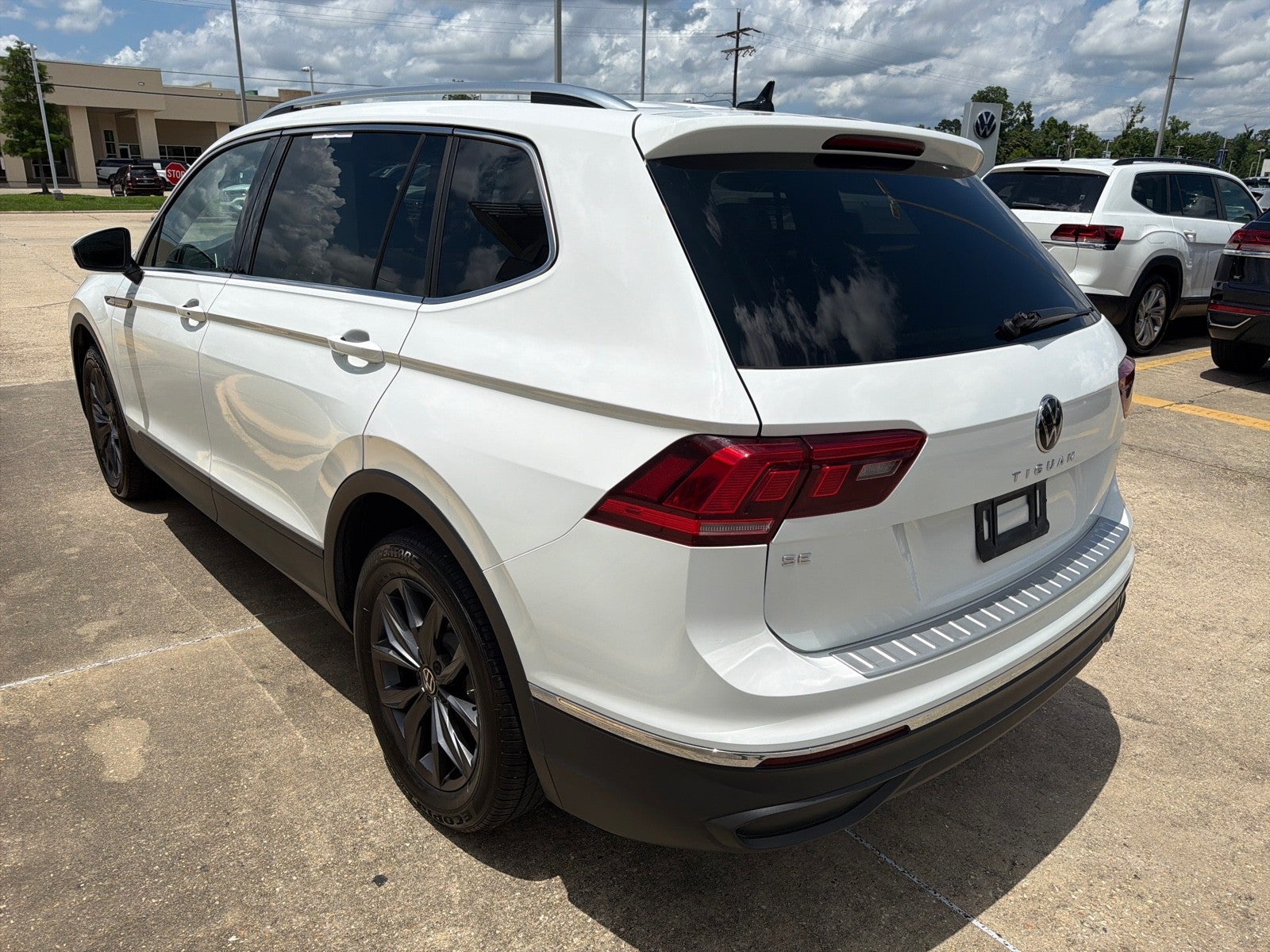 2024 Volkswagen Tiguan SE