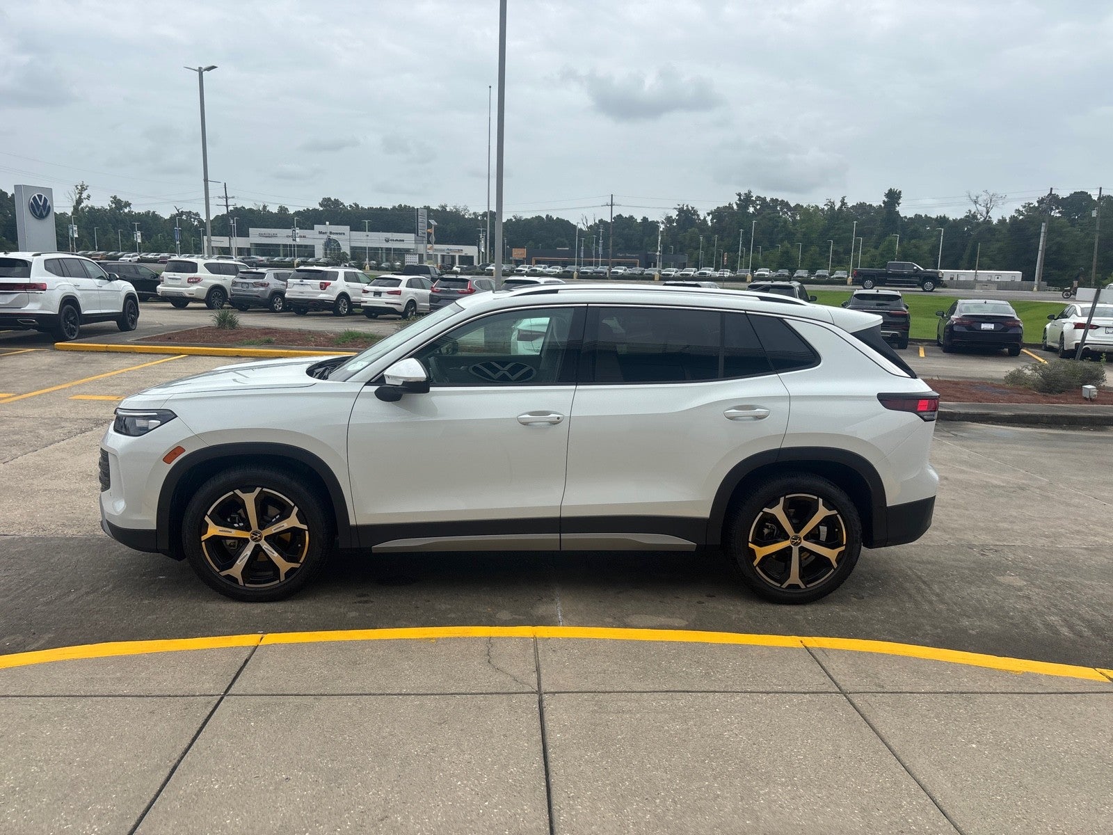 2026 Volkswagen Tiguan SE