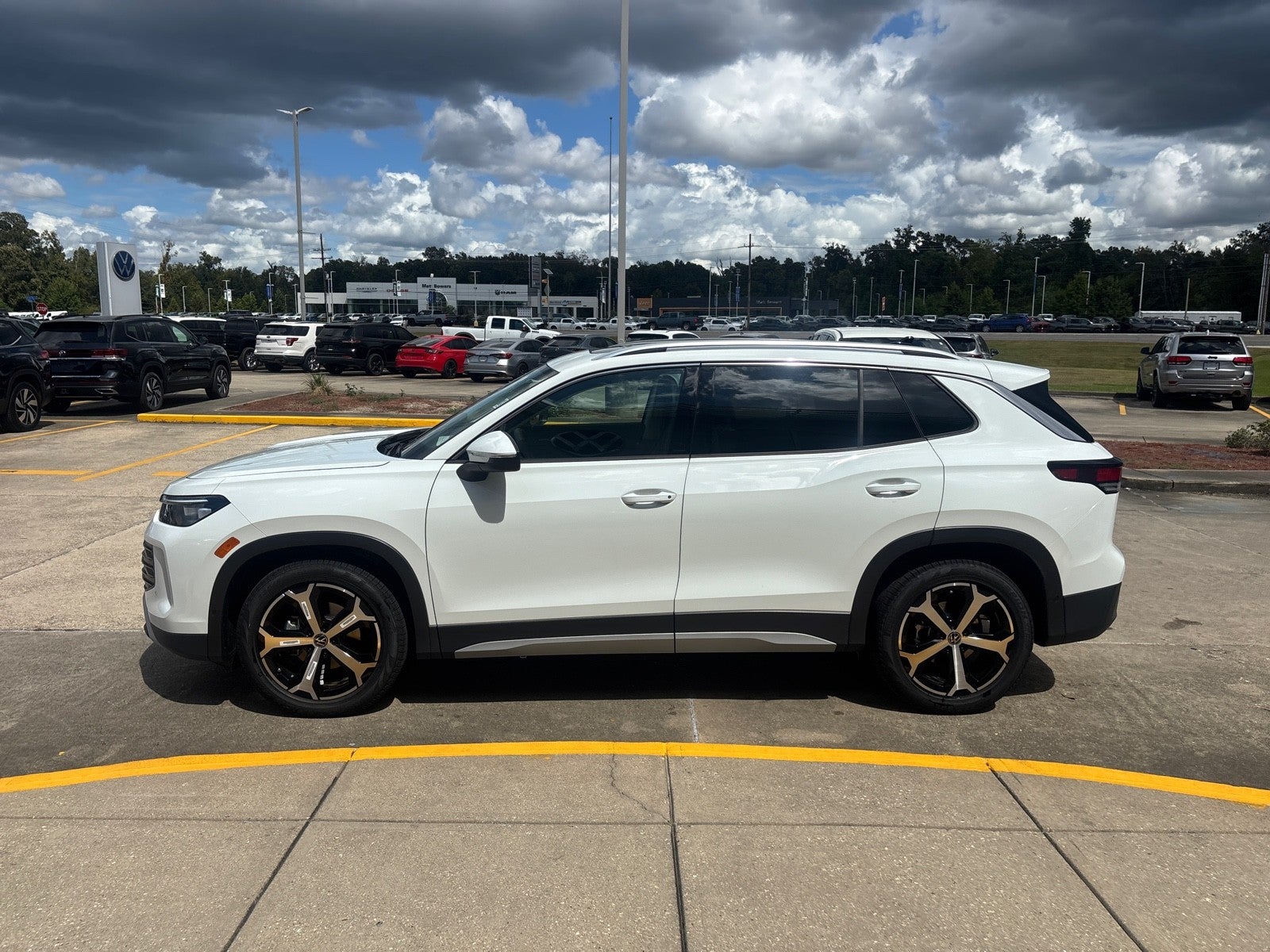 2026 Volkswagen Tiguan SE