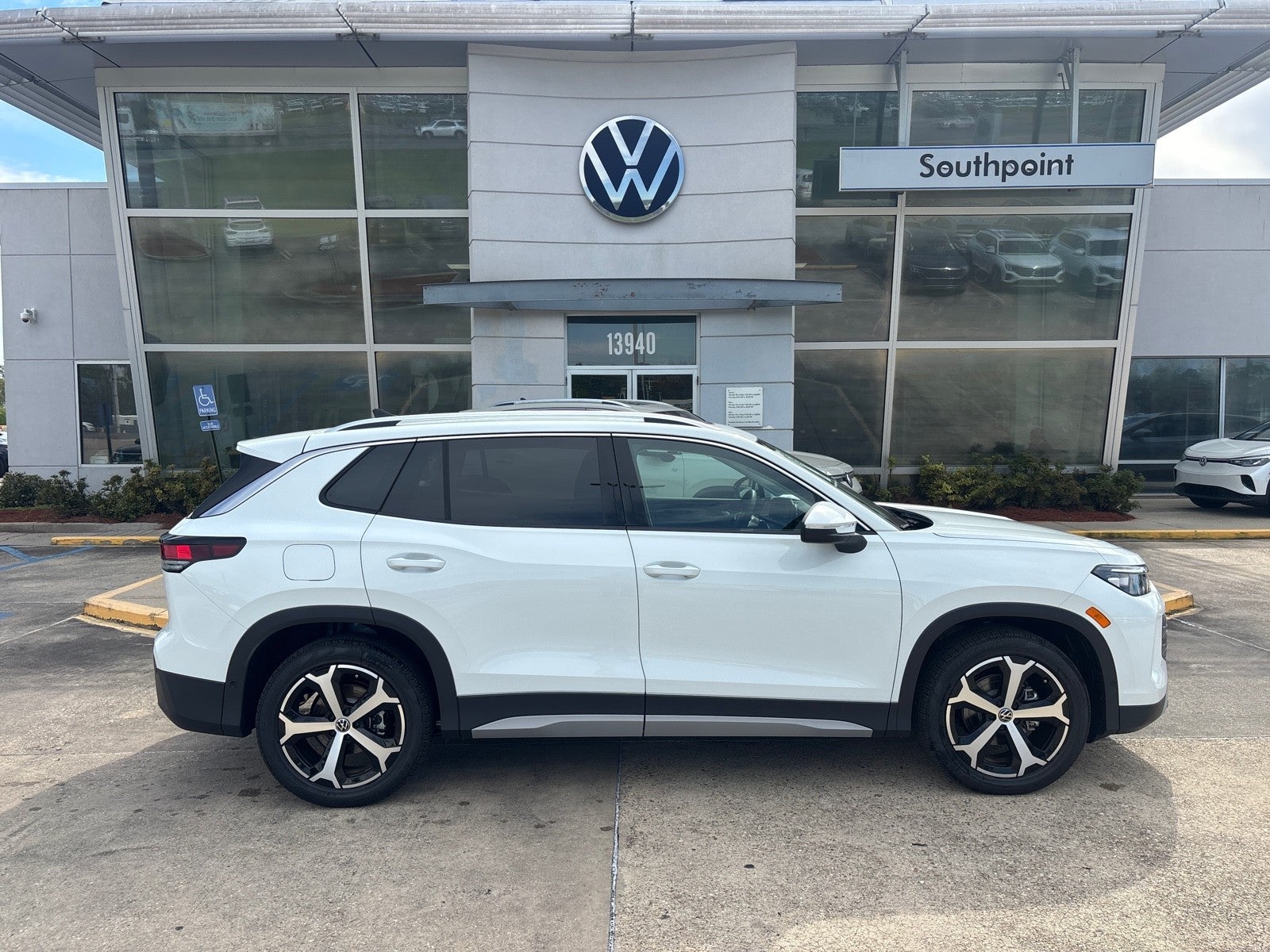 2026 Volkswagen Tiguan SE