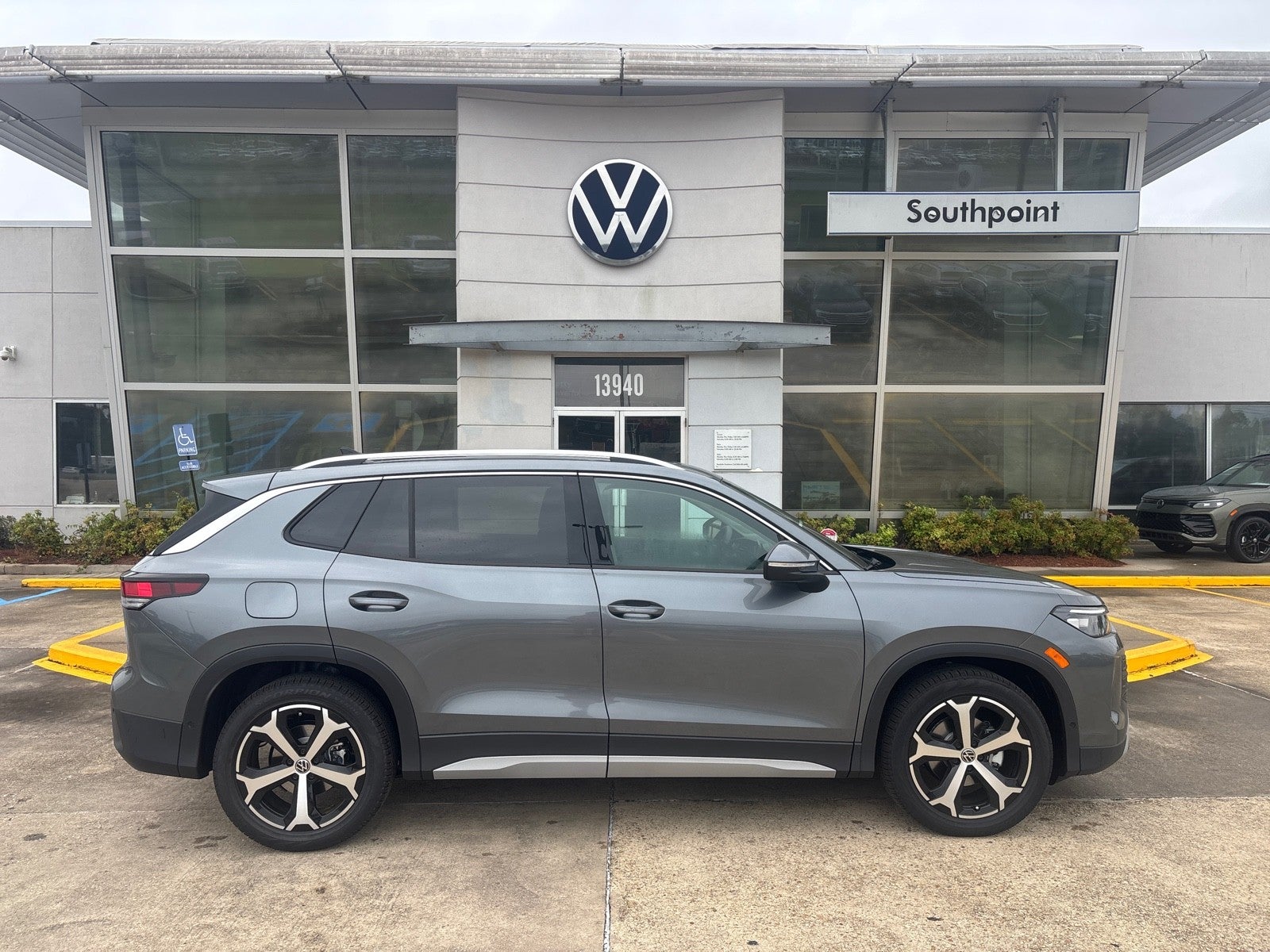 2026 Volkswagen Tiguan SE