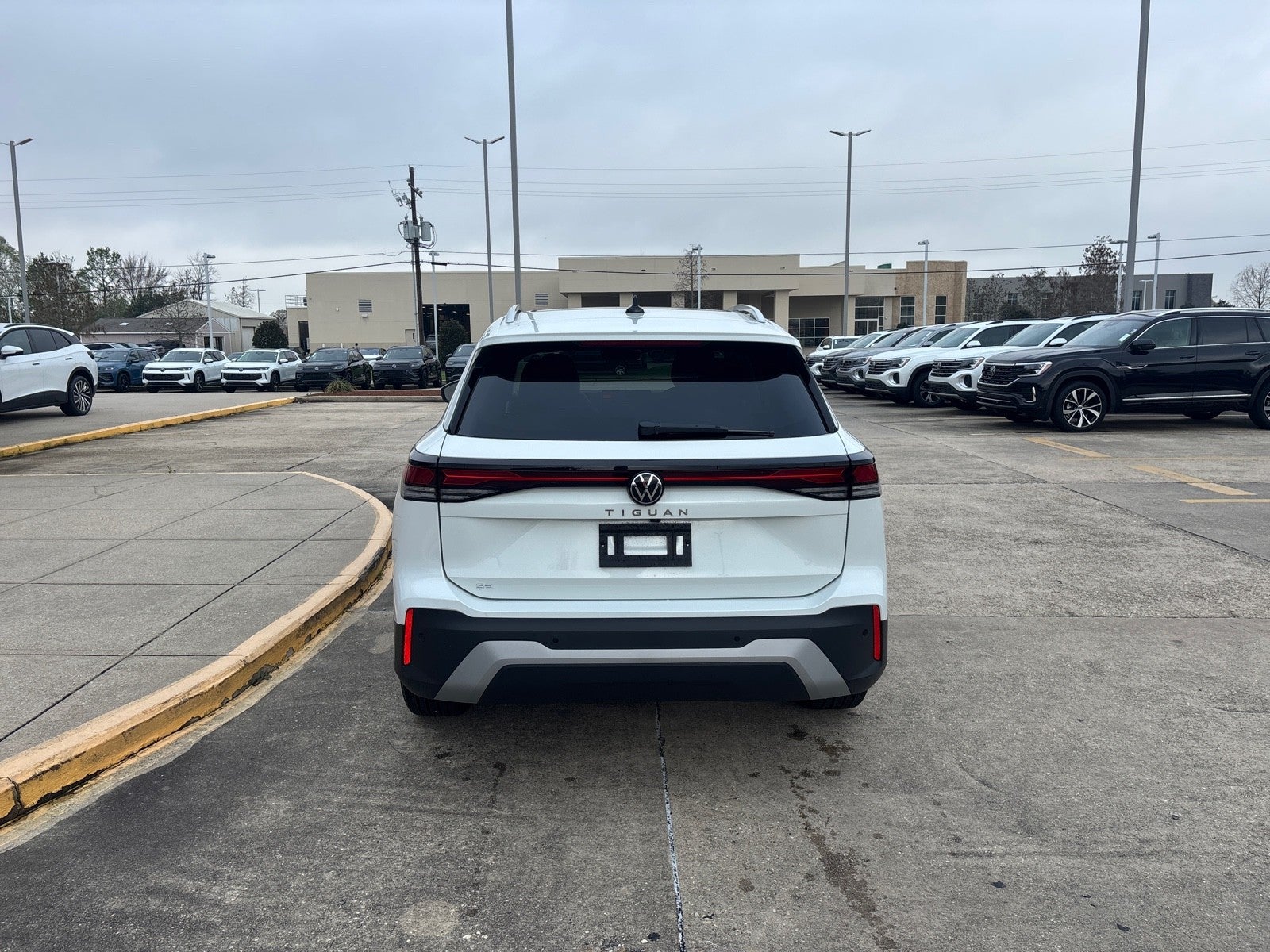 2026 Volkswagen Tiguan SE